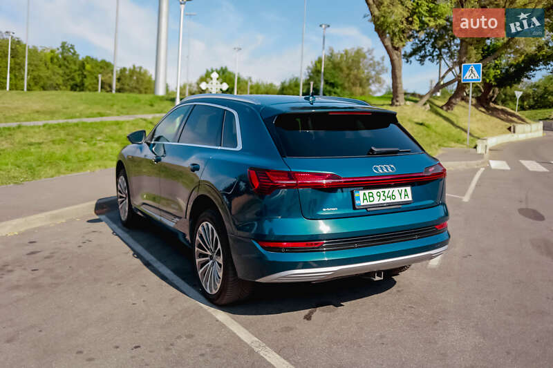 Позашляховик / Кросовер Audi e-tron 2019 в Вінниці