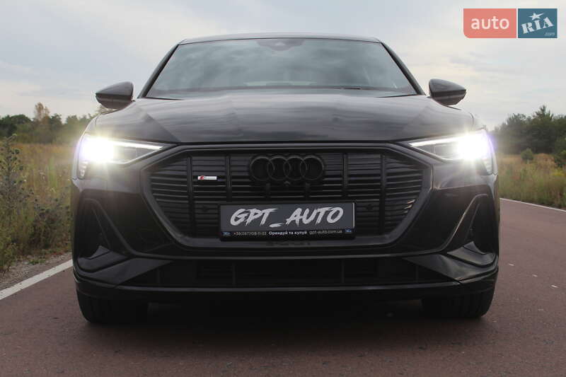Позашляховик / Кросовер Audi e-tron 2023 в Києві