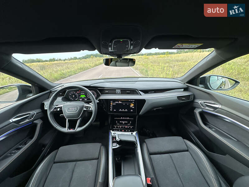 Позашляховик / Кросовер Audi e-tron 2023 в Києві