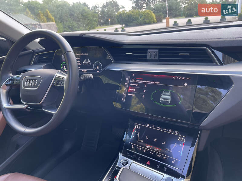 Позашляховик / Кросовер Audi e-tron 2023 в Львові