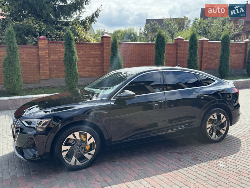 Внедорожник / Кроссовер Audi e-tron 2021 в Хмельницком
