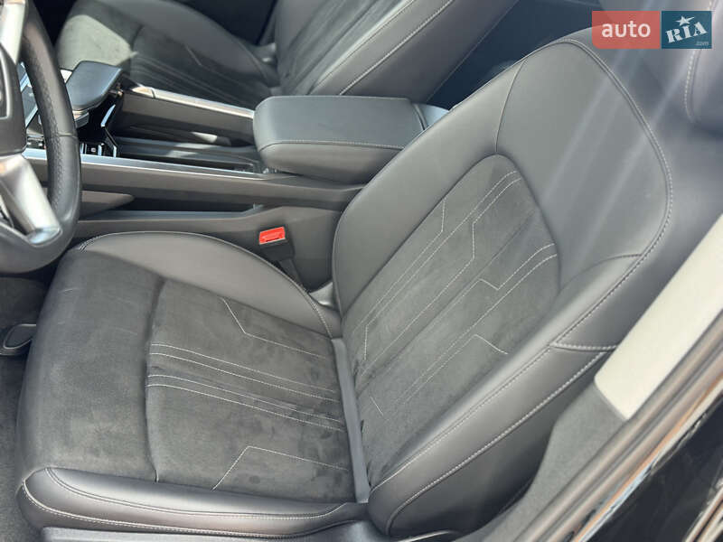 Внедорожник / Кроссовер Audi e-tron 2021 в Хмельницком