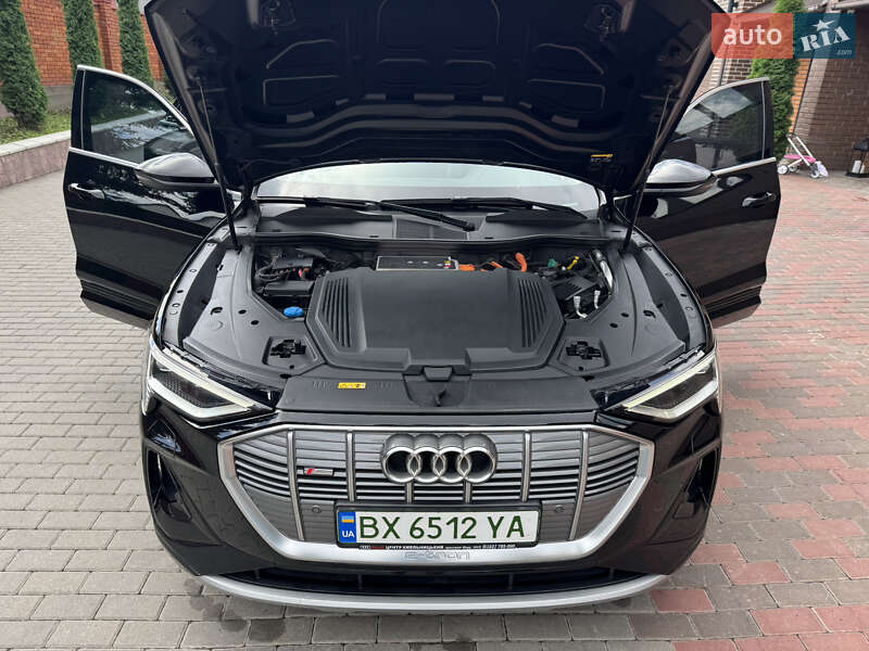 Внедорожник / Кроссовер Audi e-tron 2021 в Хмельницком