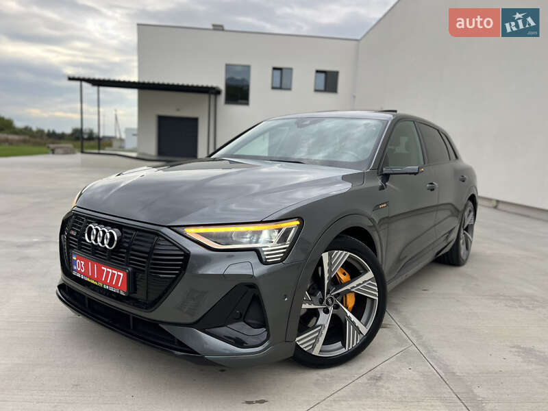 Позашляховик / Кросовер Audi e-tron 2021 в Луцьку