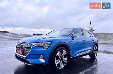 Позашляховик / Кросовер Audi e-tron 2019 в 