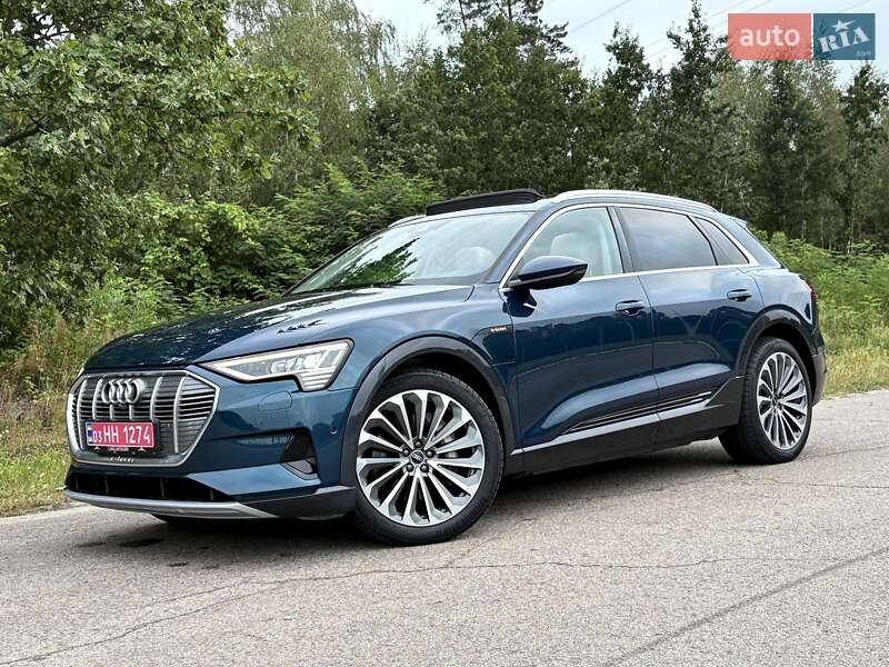 Audi e-tron 2021