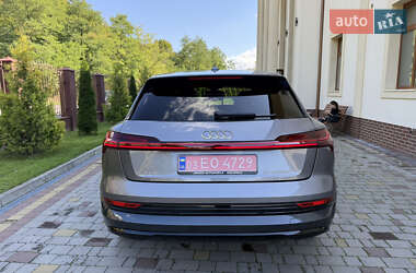 Позашляховик / Кросовер Audi e-tron 2020 в 