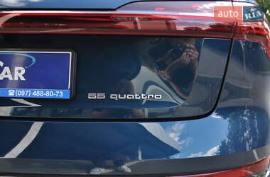 Позашляховик / Кросовер Audi e-tron 2019 в 