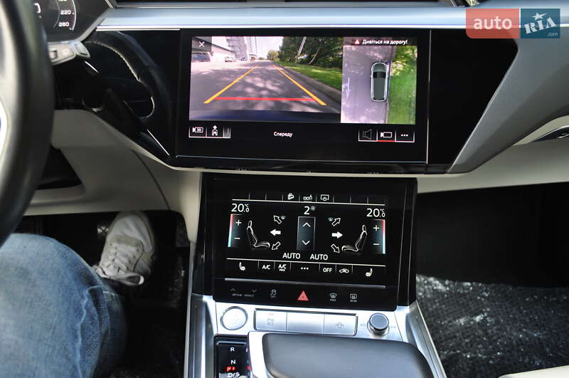 Внедорожник / Кроссовер Audi e-tron 2019 в Киеве