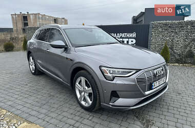 Внедорожник / Кроссовер Audi e-tron 2019 в 