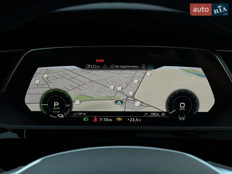 Позашляховик / Кросовер Audi e-tron 2022 в Мукачевому