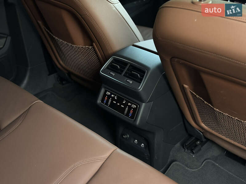 Позашляховик / Кросовер Audi e-tron 2022 в Мукачевому