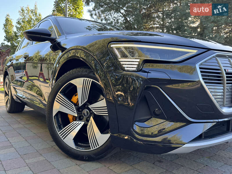 Позашляховик / Кросовер Audi e-tron 2020 в Дрогобичі