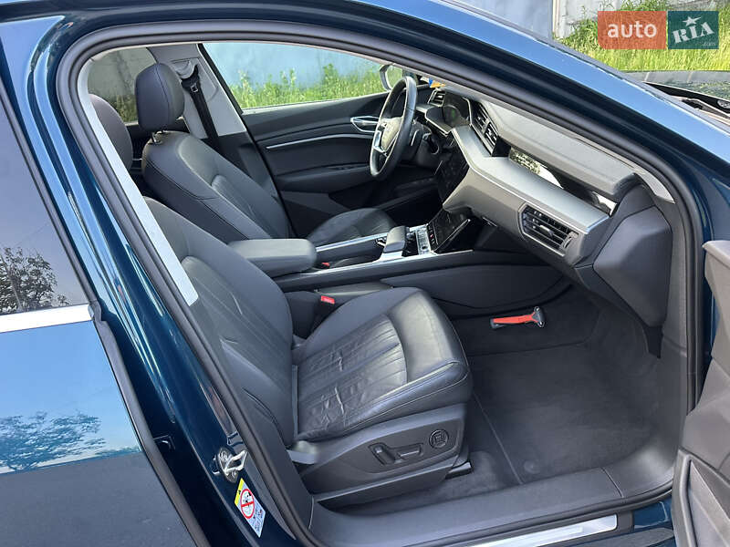 Внедорожник / Кроссовер Audi e-tron 2019 в Ровно фото 49 Внедорожник / Кроссовер Audi e-tron 2019 в Ровно