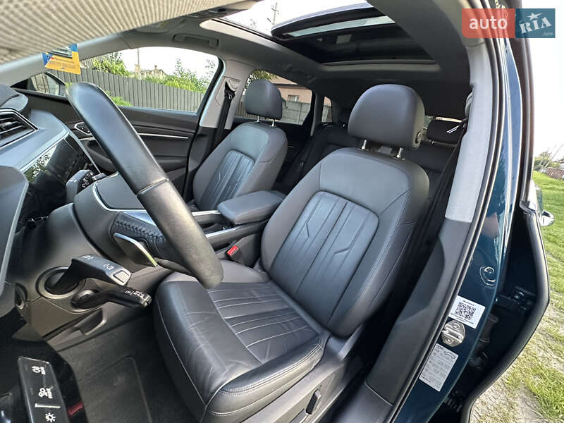 Внедорожник / Кроссовер Audi e-tron 2019 в Ровно фото 57 Внедорожник / Кроссовер Audi e-tron 2019 в Ровно