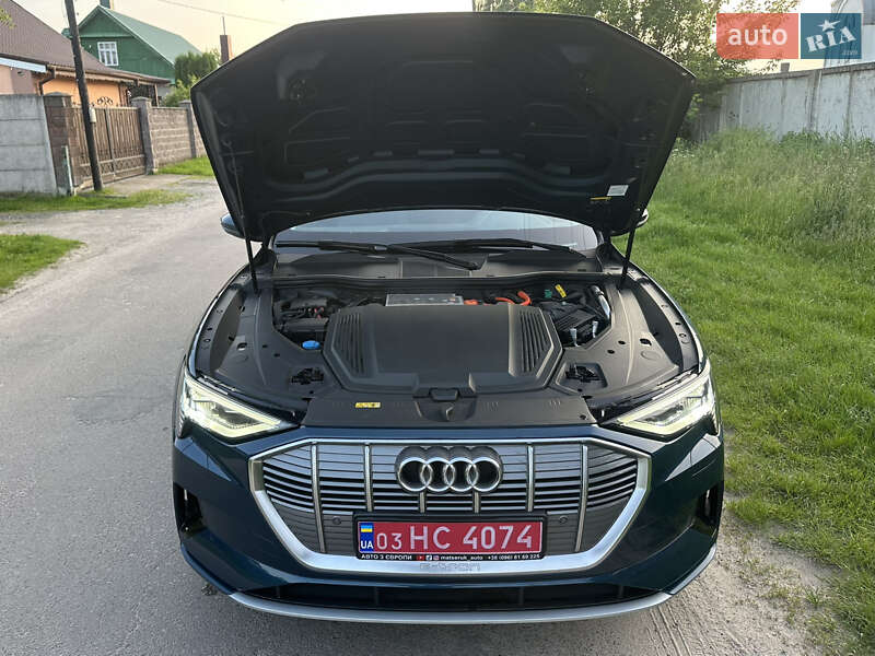 Внедорожник / Кроссовер Audi e-tron 2019 в Ровно фото 79 Внедорожник / Кроссовер Audi e-tron 2019 в Ровно