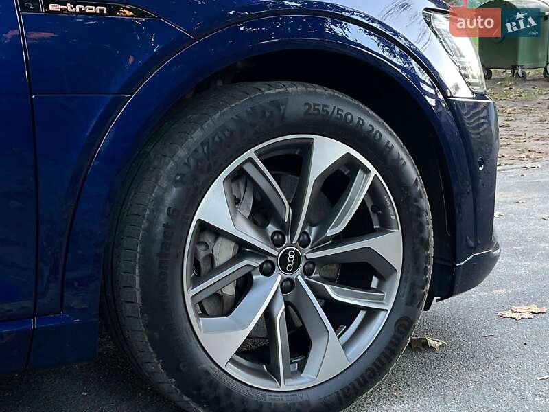 Внедорожник / Кроссовер Audi e-tron 2021 в Киеве фото 16 Внедорожник / Кроссовер Audi e-tron 2021 в Киеве