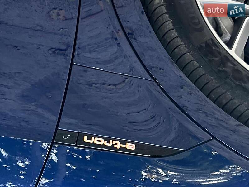 Внедорожник / Кроссовер Audi e-tron 2021 в Киеве фото 39 Внедорожник / Кроссовер Audi e-tron 2021 в Киеве