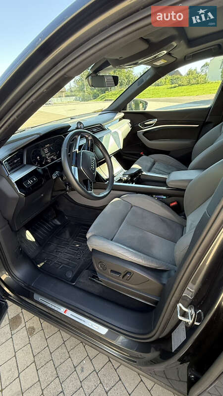 Внедорожник / Кроссовер Audi e-tron 2020 в Львове