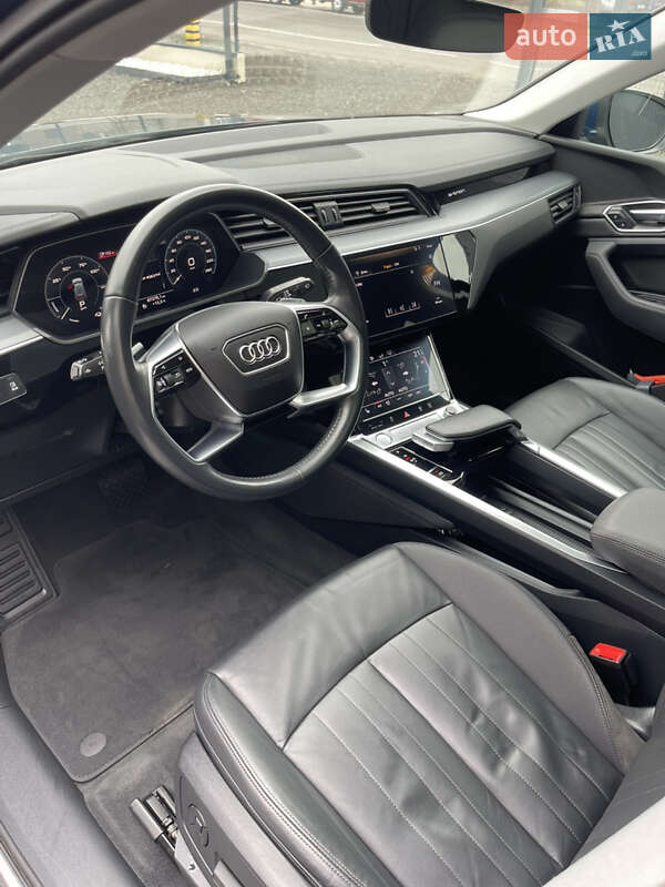 Позашляховик / Кросовер Audi e-tron 2020 в Луцьку