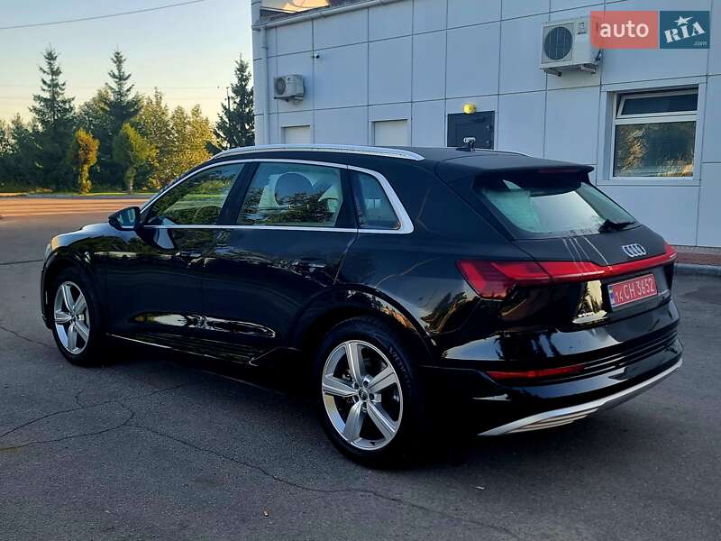 Позашляховик / Кросовер Audi e-tron 2020 в Коломиї