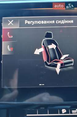 Позашляховик / Кросовер Audi e-tron 2019 в 
