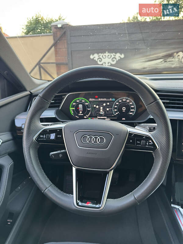 Внедорожник / Кроссовер Audi e-tron 2022 в Черновцах
