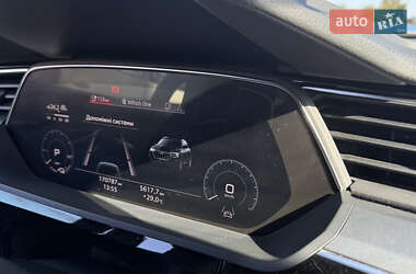 Позашляховик / Кросовер Audi e-tron 2020 в 