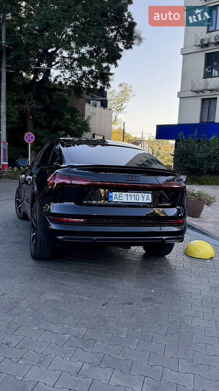 Внедорожник / Кроссовер Audi e-tron 2020 в Днепре