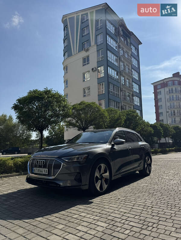 Позашляховик / Кросовер Audi e-tron 2019 в Івано-Франківську