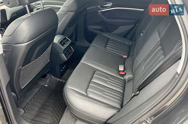Внедорожник / Кроссовер Audi e-tron 2019 в 