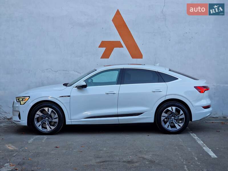 Позашляховик / Кросовер Audi e-tron 2020 в Одесі