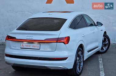 Позашляховик / Кросовер Audi e-tron 2020 в 