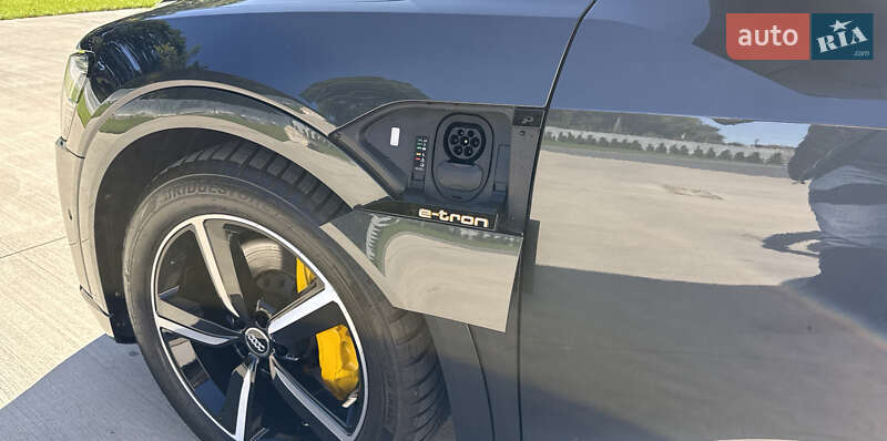 Позашляховик / Кросовер Audi e-tron 2020 в Луцьку
