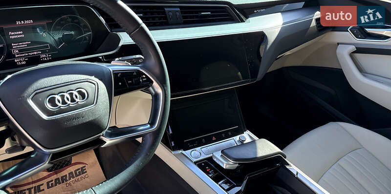 Позашляховик / Кросовер Audi e-tron 2020 в Луцьку