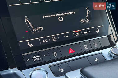 Позашляховик / Кросовер Audi e-tron 2020 в 
