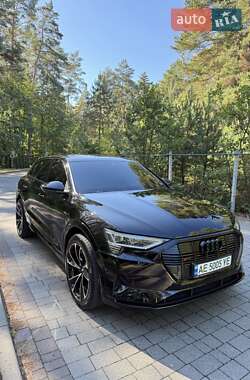 Внедорожник / Кроссовер Audi e-tron 2021 в Львове