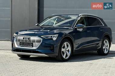 Внедорожник / Кроссовер Audi e-tron 2021 в 