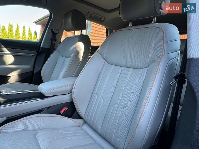 Позашляховик / Кросовер Audi e-tron 2020 в Києві