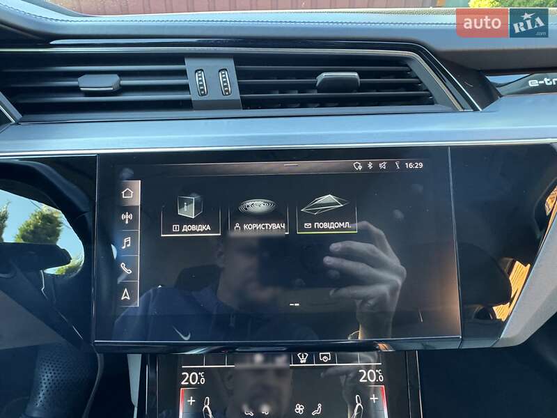 Позашляховик / Кросовер Audi e-tron 2020 в Києві