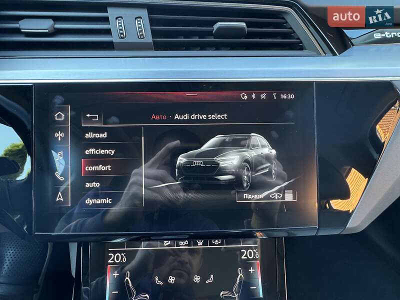 Позашляховик / Кросовер Audi e-tron 2020 в Києві