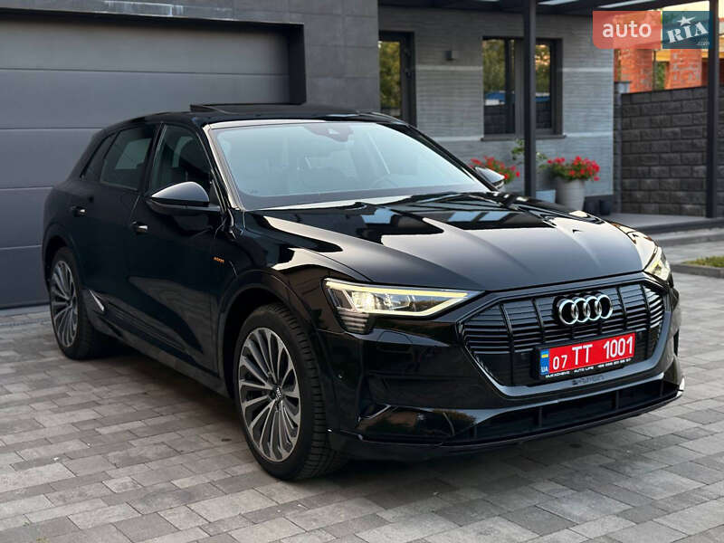 Внедорожник / Кроссовер Audi e-tron 2020 в Мукачево