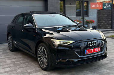 Позашляховик / Кросовер Audi e-tron 2020 в 