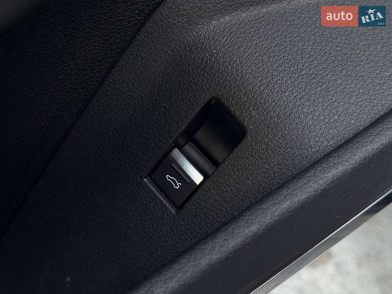 Внедорожник / Кроссовер Audi e-tron 2020 в Мукачево