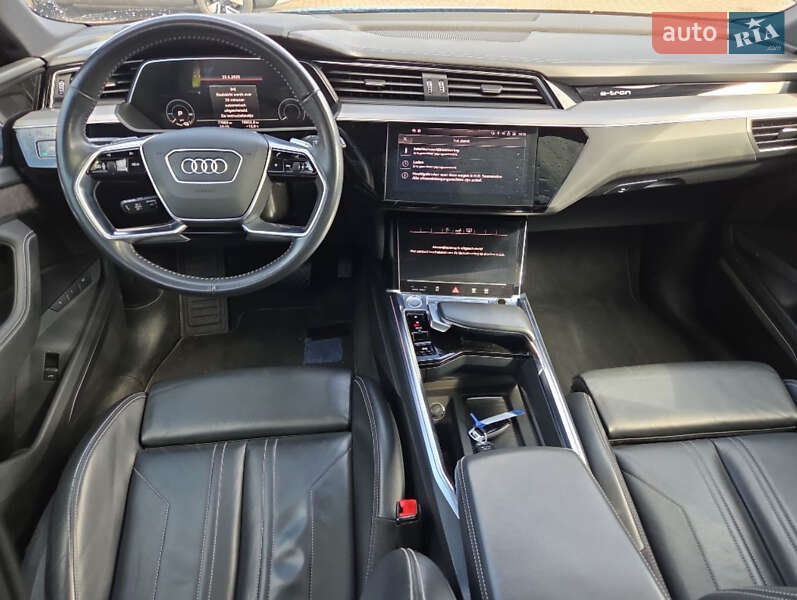 Внедорожник / Кроссовер Audi e-tron 2019 в Харькове