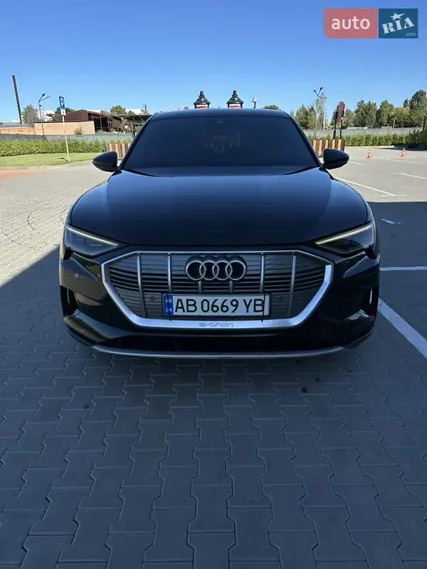 Audi e-tron
