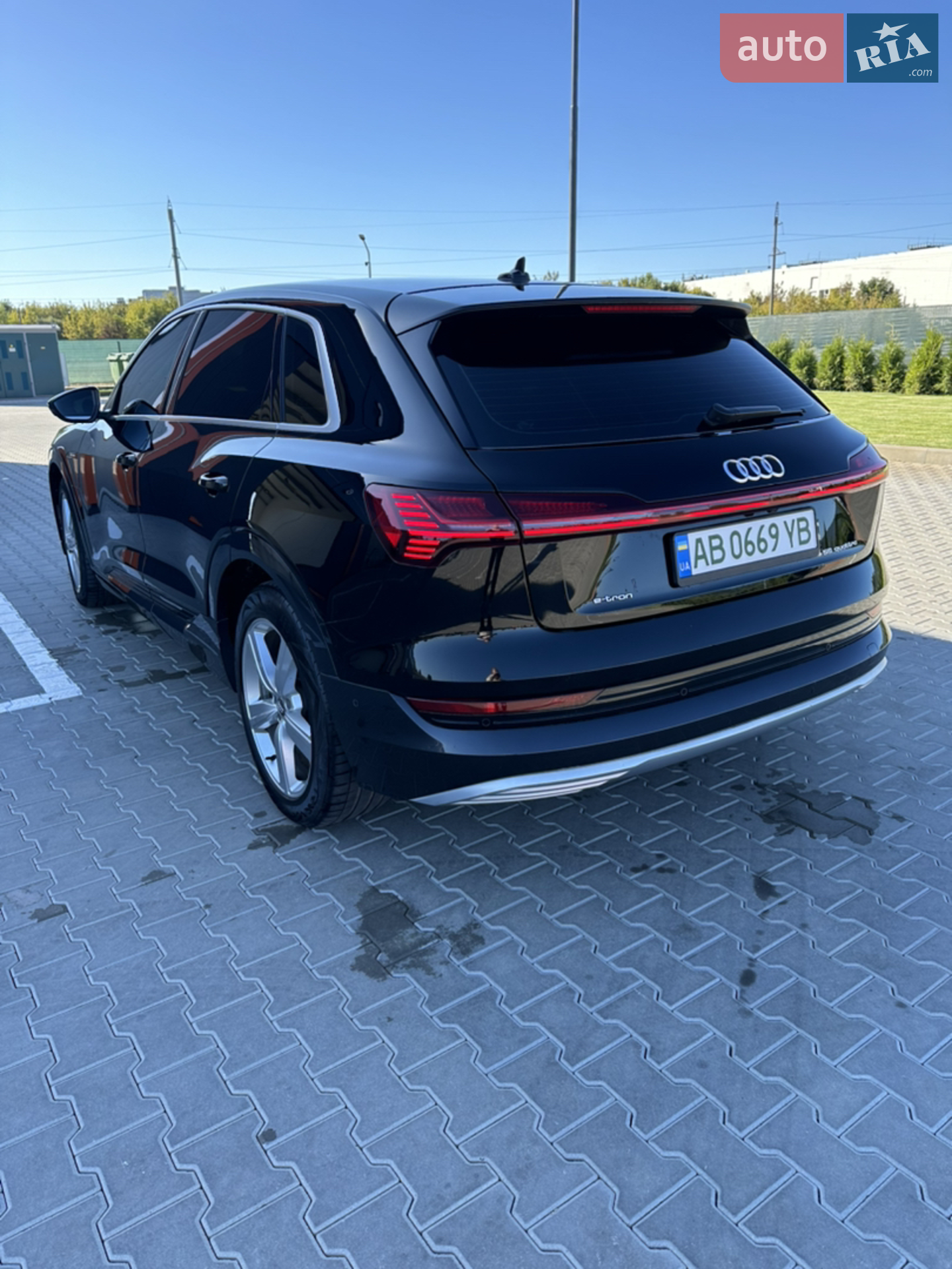 2019 Audi e-tron - мініатюра 4