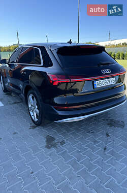 Внедорожник / Кроссовер Audi e-tron 2019 в 