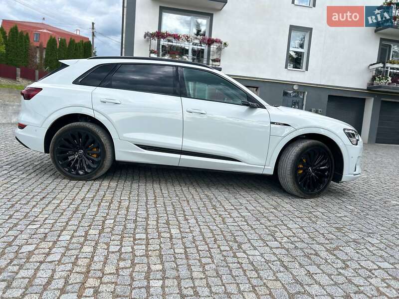 Внедорожник / Кроссовер Audi e-tron 2019 в Тернополе