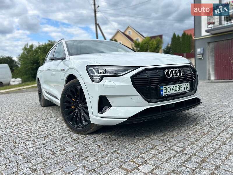 Внедорожник / Кроссовер Audi e-tron 2019 в Тернополе